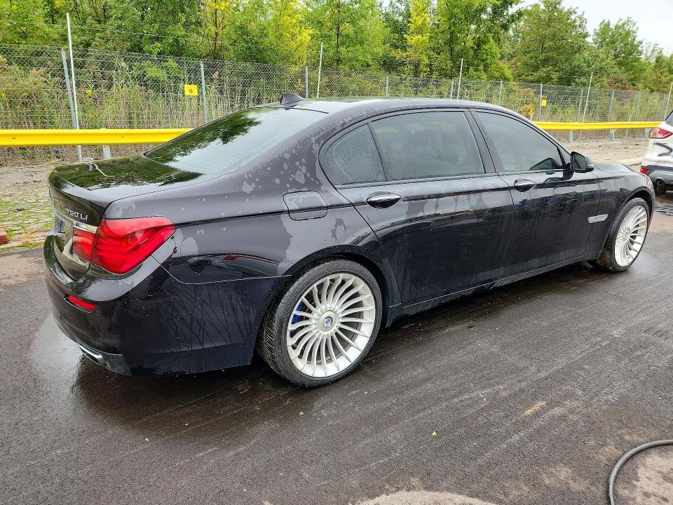 2015 Bmw 750 მანქანა იყიდება აუქციონზე, vin: WBAYF8C57FD653950, აუქციონის ნომერი: 67215186