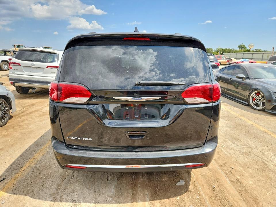 Продажа на аукционе авто 2018 Chrysler Pacifica, vin: 2C4RC1BG8JR142005, номер лота: 67522096