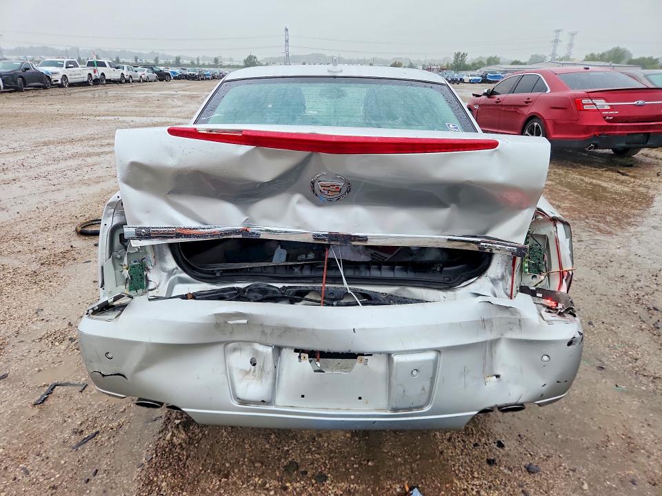 70838176 :رقم المزاد ، 1G6KD5EY9AU119011 vin ، 2010 Cadillac Dts مزاد بيع