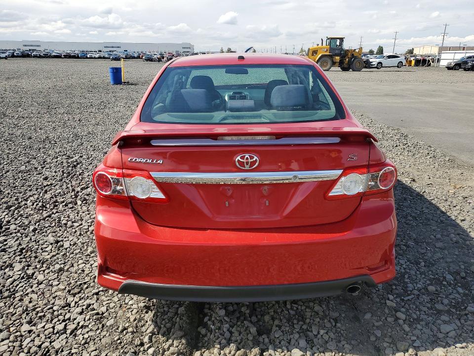 Продажа на аукционе авто 2013 Toyota Corolla, vin: 2T1BU4EE8DC040282, номер лота: 69207536
