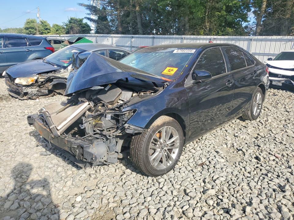 2016 Toyota Camry მანქანა იყიდება აუქციონზე, vin: 4T1BF1FK5GU124575, აუქციონის ნომერი: 67982356