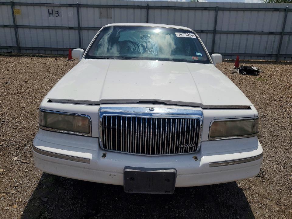 Продаж на аукціоні авто 1995 Lincoln Town Car, vin: 1LNLM82W8SY671272, номер лоту: 70270286
