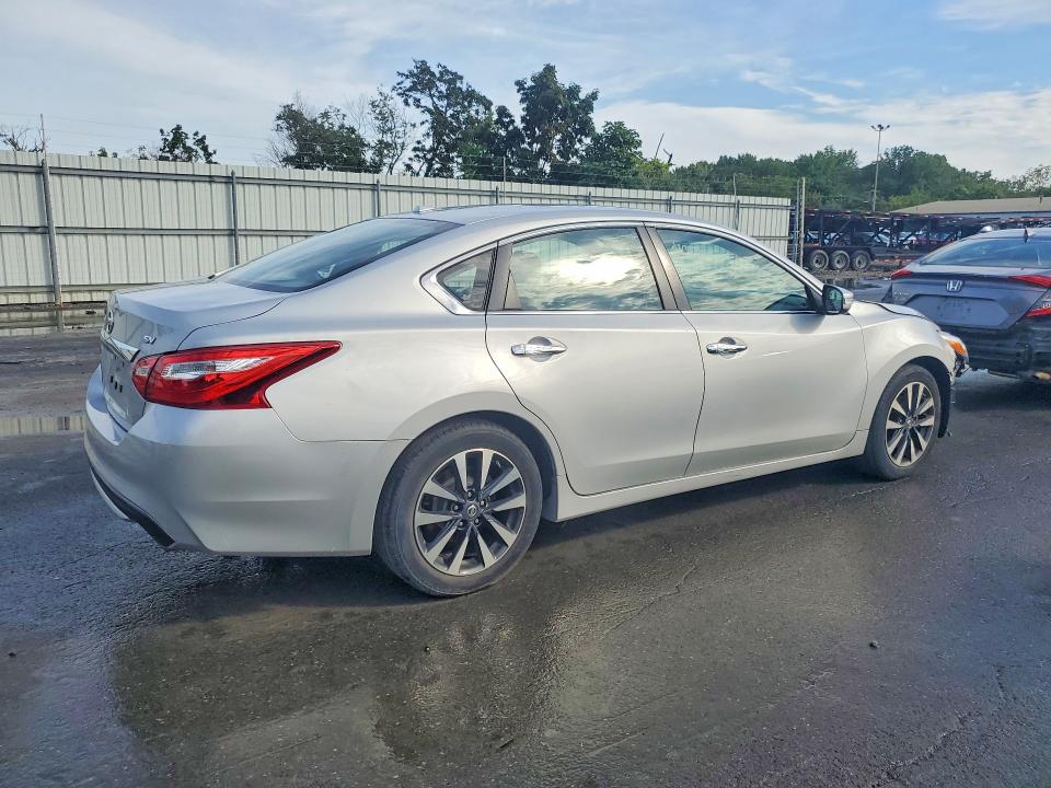 67610706 :رقم المزاد ، 1N4AL3AP4GC260702 vin ، 2016 Nissan Altima مزاد بيع