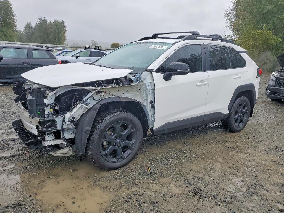 Продажа на аукционе авто 2021 Toyota Rav4, vin: 2T3S1RFV8MW158231, номер лота: 70804356