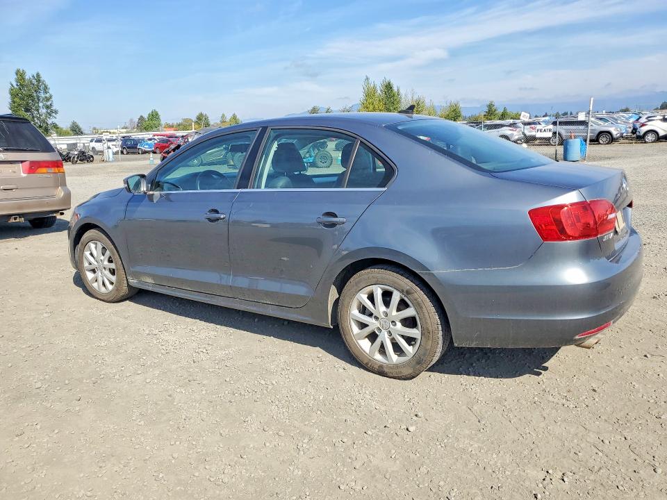 69098706 :رقم المزاد ، 3VWDP7AJ2DM439407 vin ، 2013 Volkswagen Jetta مزاد بيع