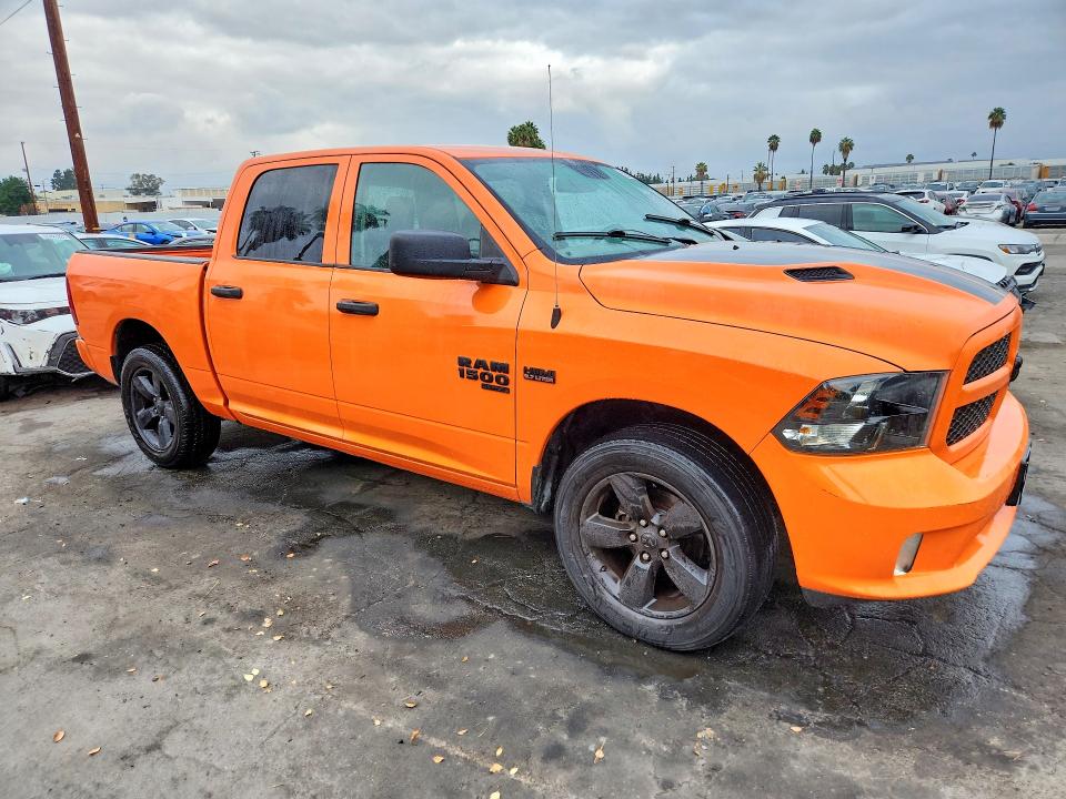 68714006 :رقم المزاد ، 1C6RR6KT1KS622614 vin ، 2019 Ram 1500 Classic مزاد بيع