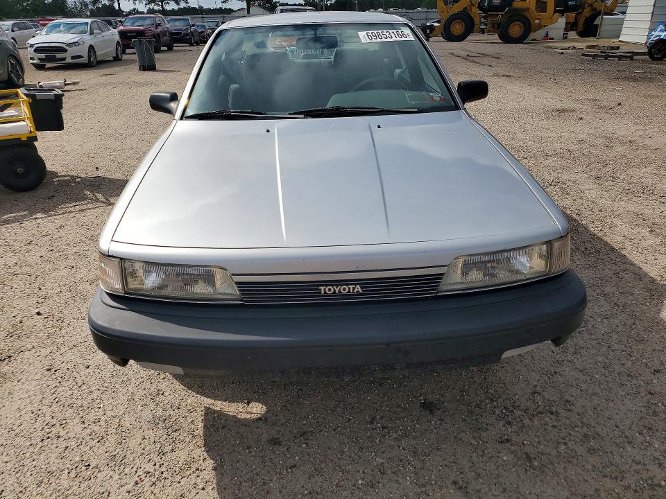 69853166 :رقم المزاد ، 4T1SV21E6KU109005 vin ، 1989 Toyota Camry مزاد بيع