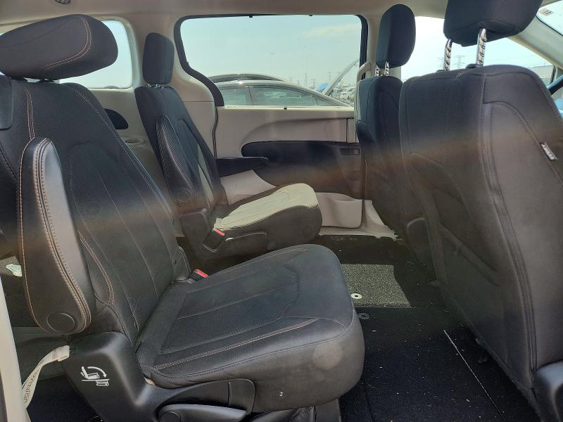 Продаж на аукціоні авто 2017 Chrysler Pacifica, vin: 2C4RC1BGXHR821557, номер лоту: 67469536