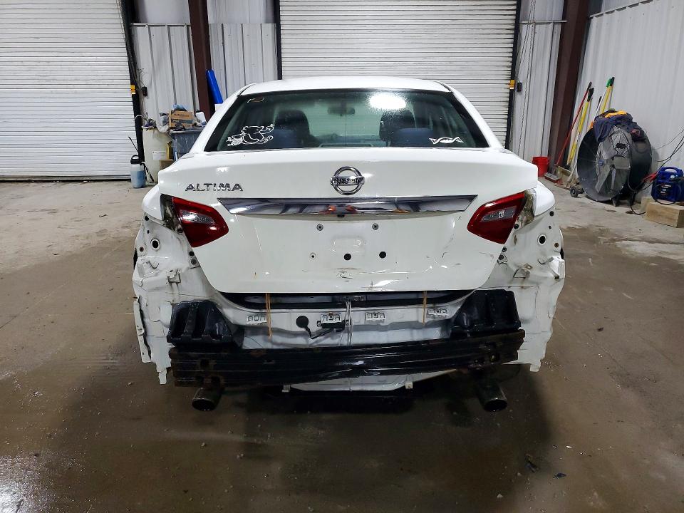 Продаж на аукціоні авто 2018 Nissan Altima, vin: 1N4AL3AP3JC159688, номер лоту: 69112466