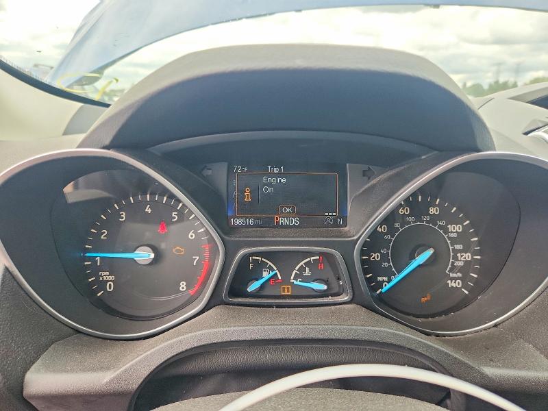 69846416 :رقم المزاد ، 1FMCU0GD0HUD94917 vin ، 2017 Ford Escape مزاد بيع