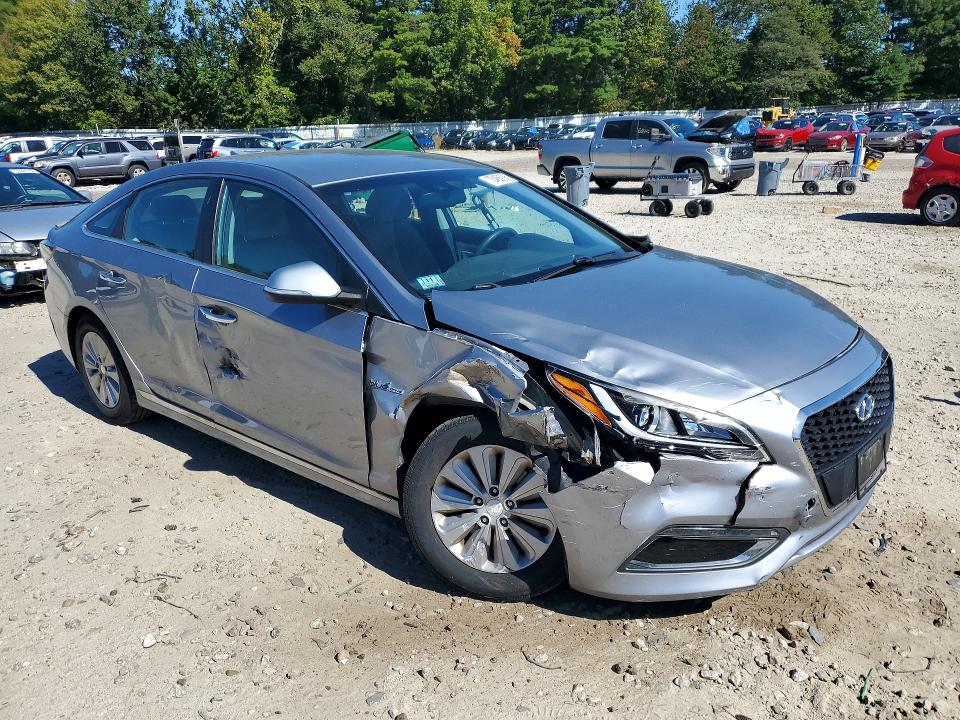 2016 Hyundai Sonata Hybrid მანქანა იყიდება აუქციონზე, vin: KMHE24L17GA015347, აუქციონის ნომერი: 70468296