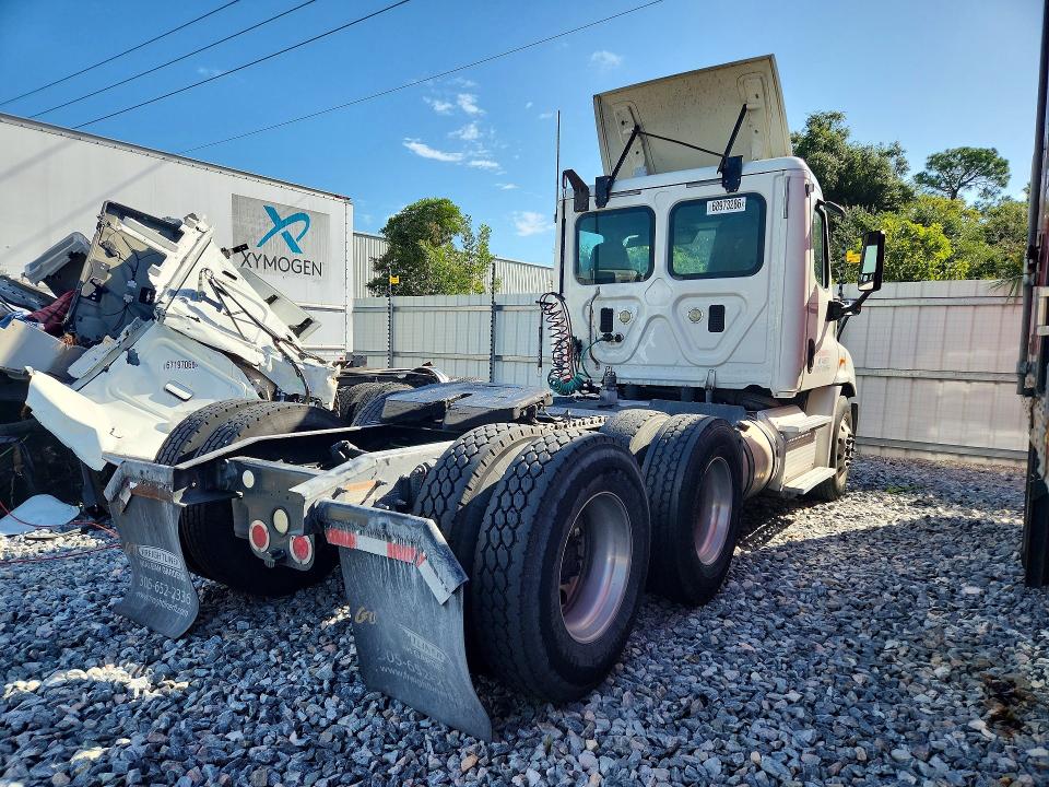 2016 Freightliner Cascadia 113 მანქანა იყიდება აუქციონზე, vin: 1FUJGBDV5GLGS7928, აუქციონის ნომერი: 68973286