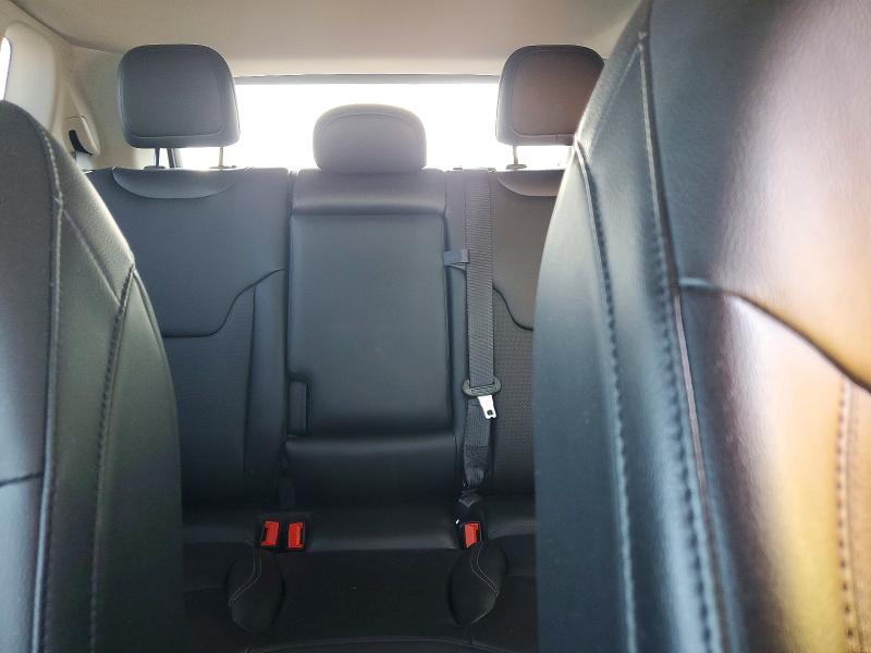 68018466 :رقم المزاد ، 3C4NJDCB5NT104016 vin ، 2022 Jeep Compass مزاد بيع
