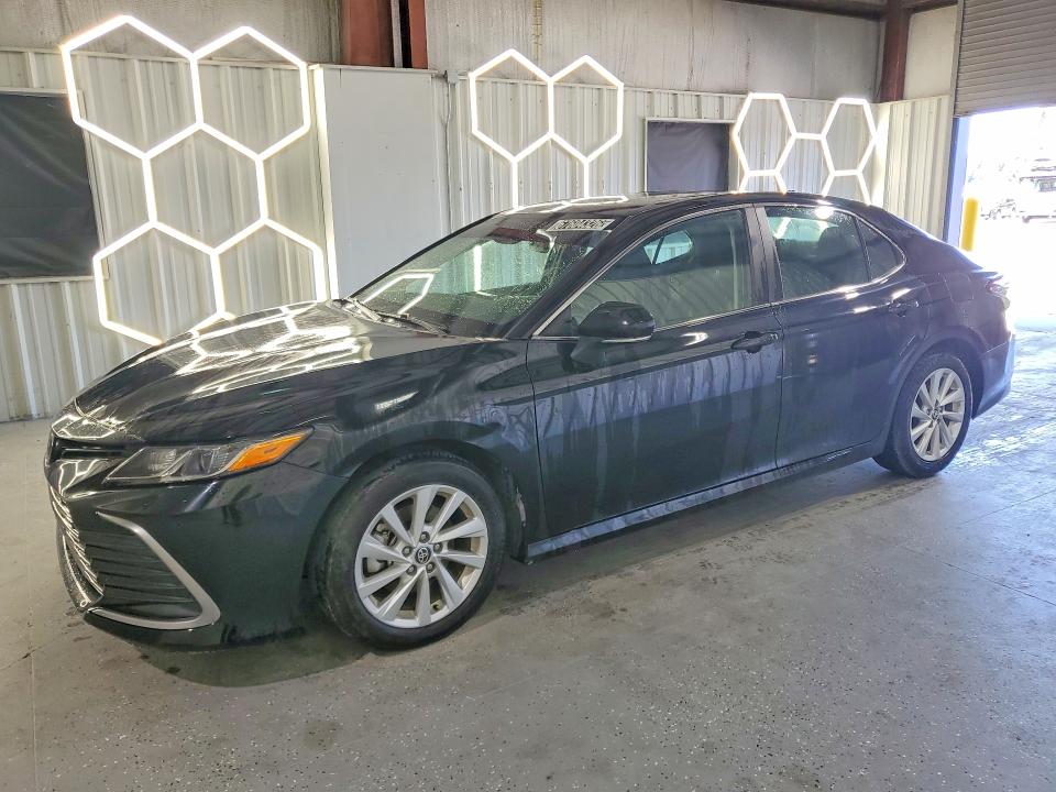 67604326 :رقم المزاد ، 4T1R11AKXRU910847 vin ، 2024 Toyota Camry مزاد بيع