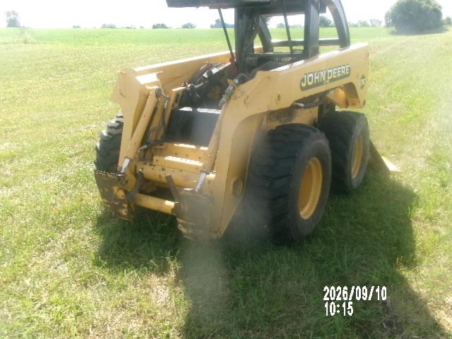69640116 :رقم المزاد ، KV0260B261822 vin ، 2000 John Deer Industrial Equipment مزاد بيع