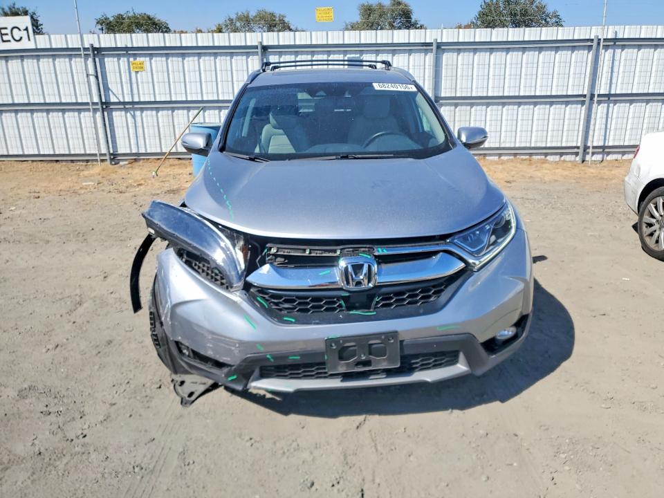 Продаж на аукціоні авто 2017 Honda Cr-v, vin: 7FARW1H80HE045429, номер лоту: 68240156