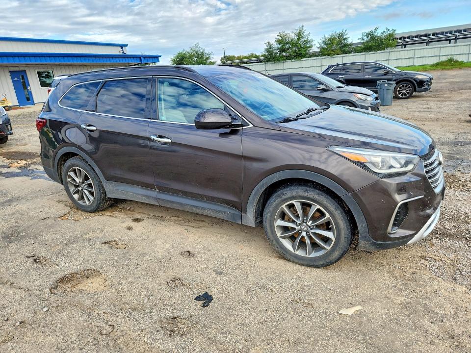 Продаж на аукціоні авто 2017 Hyundai Santa Fe, vin: KM8SMDHF5HU165989, номер лоту: 69299256
