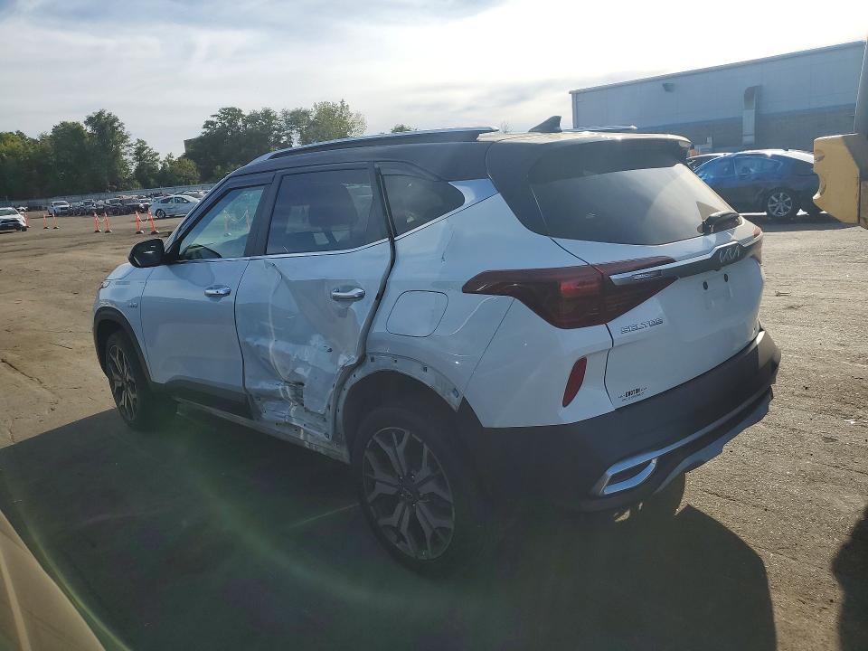 69034066 :رقم المزاد ، KNDETCA23N7343656 vin ، 2022 Kia Seltos مزاد بيع