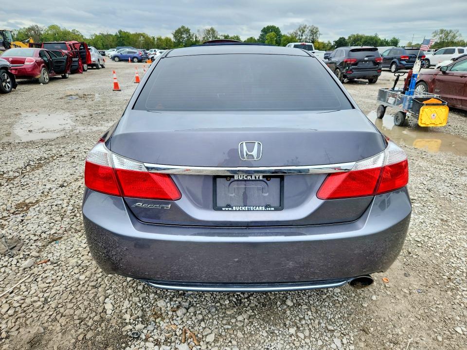 70010226 :رقم المزاد ، 1HGCR2E72FA025829 vin ، 2015 Honda Accord مزاد بيع