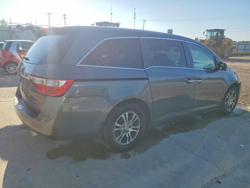 2011 Honda Odyssey მანქანა იყიდება აუქციონზე, vin: 5FNRL5H69BB062358, აუქციონის ნომერი: 68144236