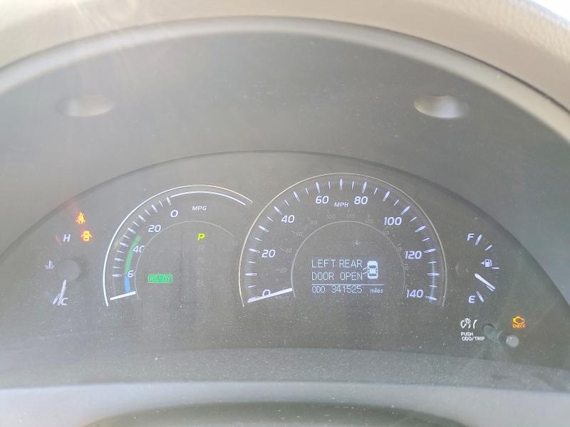 68867076 :رقم المزاد ، 4T1BB3EKXBU126548 vin ، 2011 Toyota Camry مزاد بيع