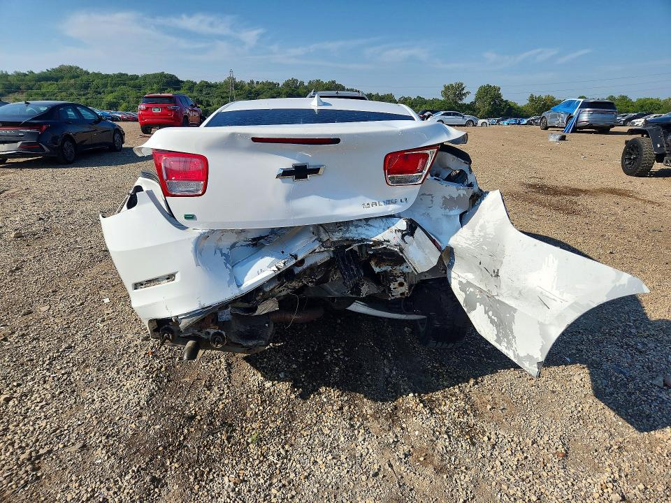 67532986 :رقم المزاد ، 1G11D5SL3FF171711 vin ، 2015 Chevrolet Malibu مزاد بيع