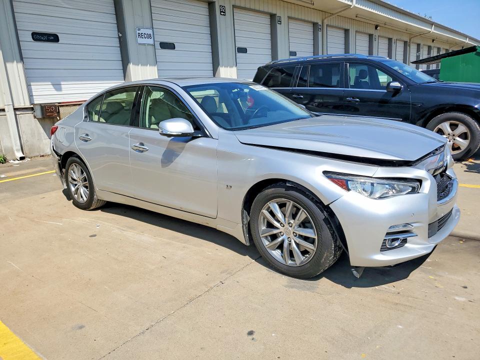 68737446 :رقم المزاد ، JN1BV7AR0FM397939 vin ، 2015 Infiniti Q50 مزاد بيع