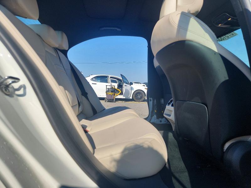 67515326 :رقم المزاد ، W1KAF4GB5NR060883 vin ، 2022 Mercedes-benz C مزاد بيع