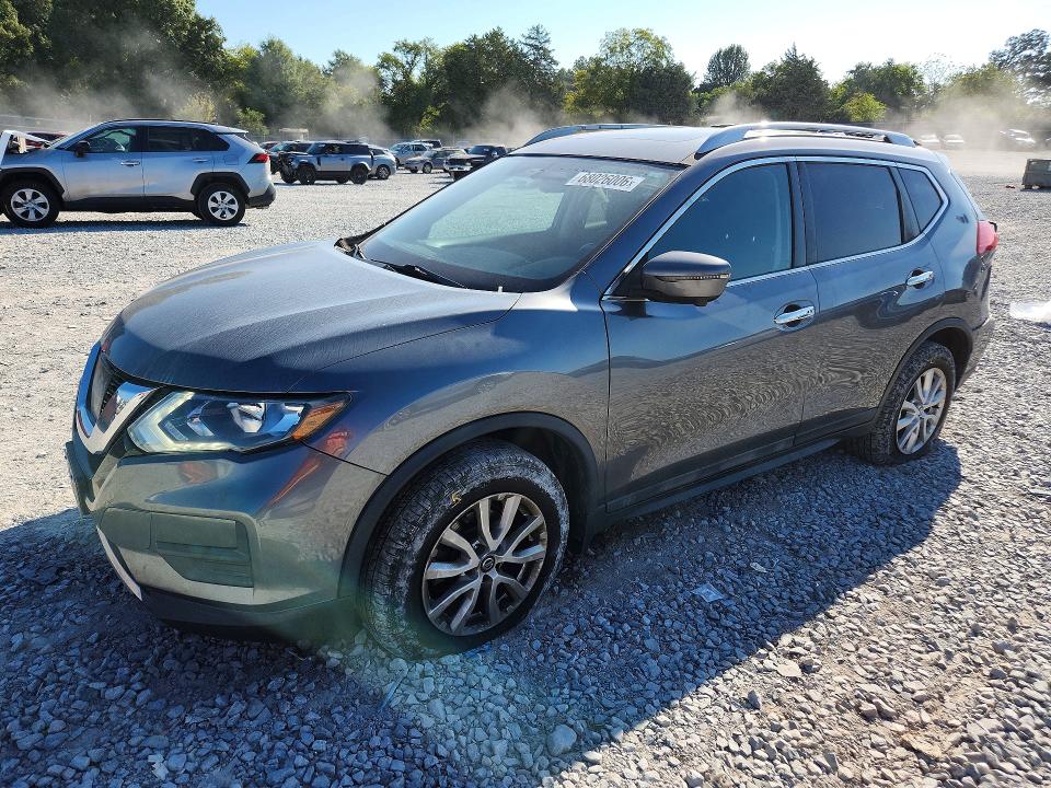 2017 Nissan Rogue მანქანა იყიდება აუქციონზე, vin: 5N1AT2MV0HC856823, აუქციონის ნომერი: 68026006
