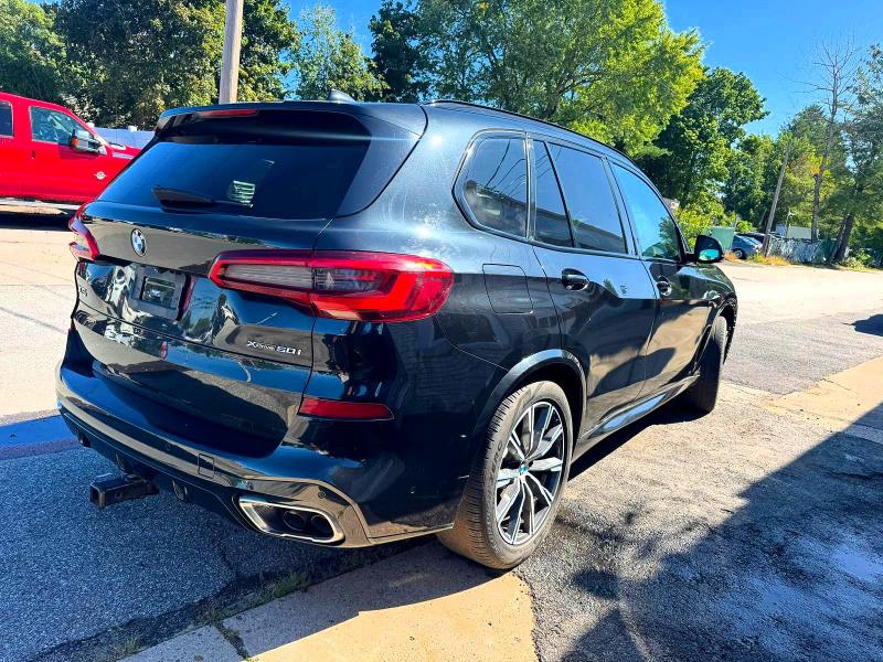 69351796 :رقم المزاد ، 5UXJU2C52KLB15262         vin ، 2019 Bmw X5 مزاد بيع