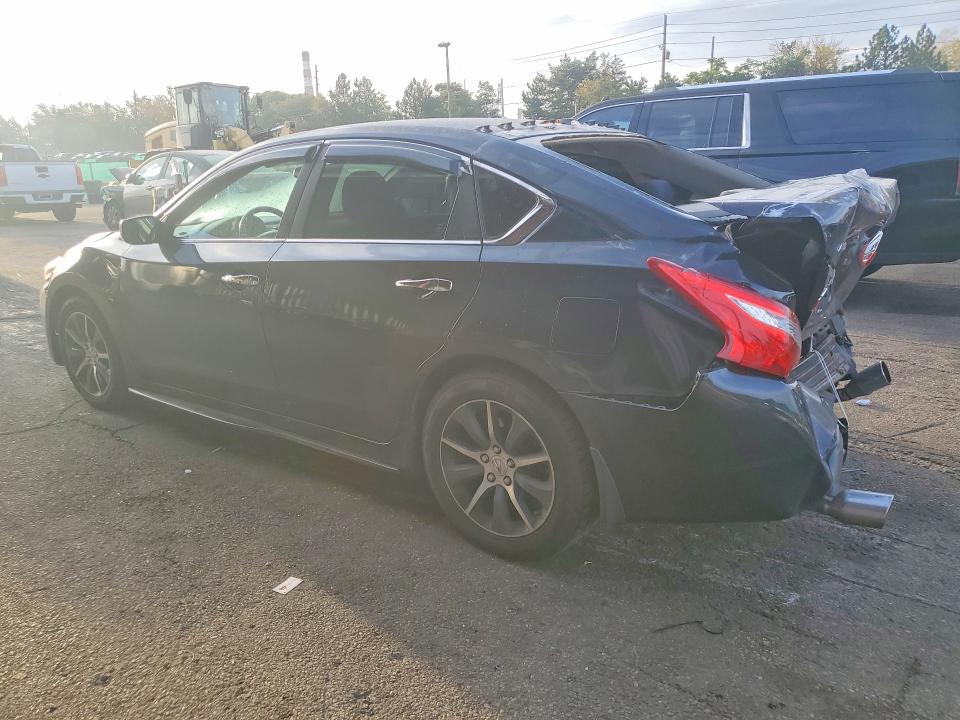 70134096 :رقم المزاد ، 1N4AL3AP8HC114708 vin ، 2017 Nissan Altima مزاد بيع