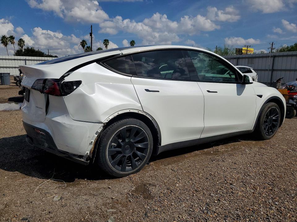 Продажа на аукционе авто 2021 Tesla Model Y, vin: 5YJYGDEE2MF256321, номер лота: 69920926