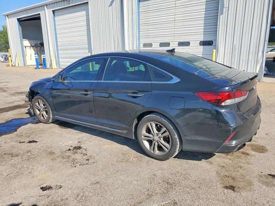 Продажа на аукционе авто 2018 Hyundai Sonata, vin: 5NPE34AF8JH703745, номер лота: 68363636