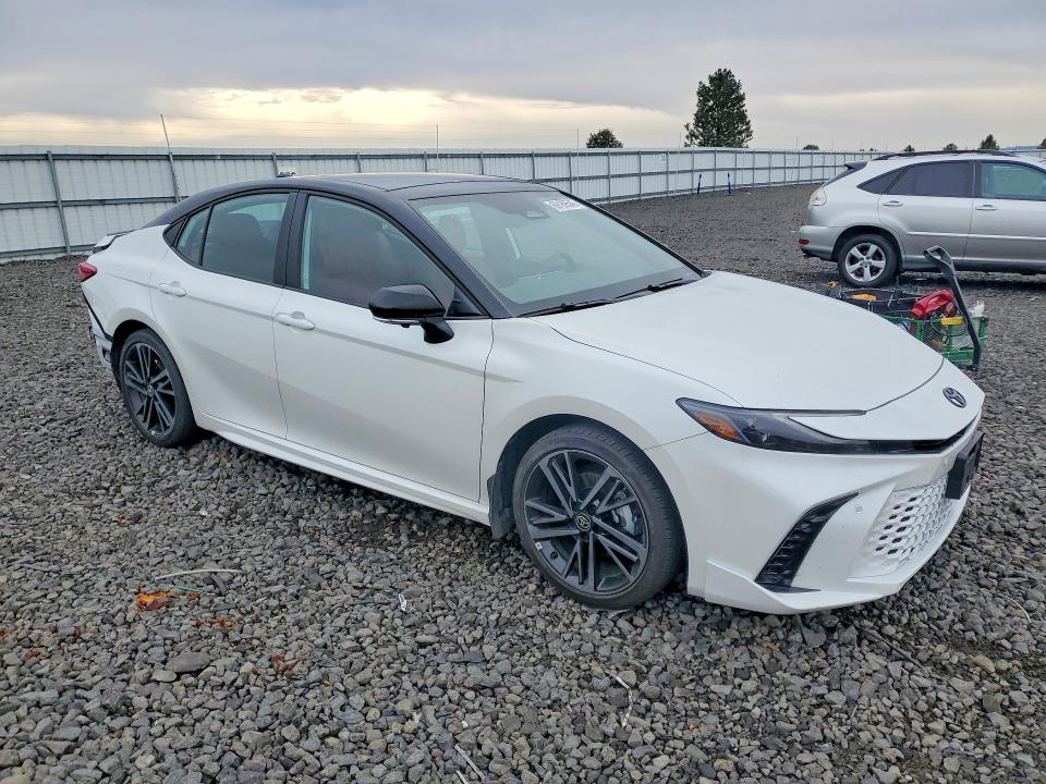 69159546 :رقم المزاد ، 4T1DBADK1TU054364 vin ، 2026 Toyota Camry مزاد بيع
