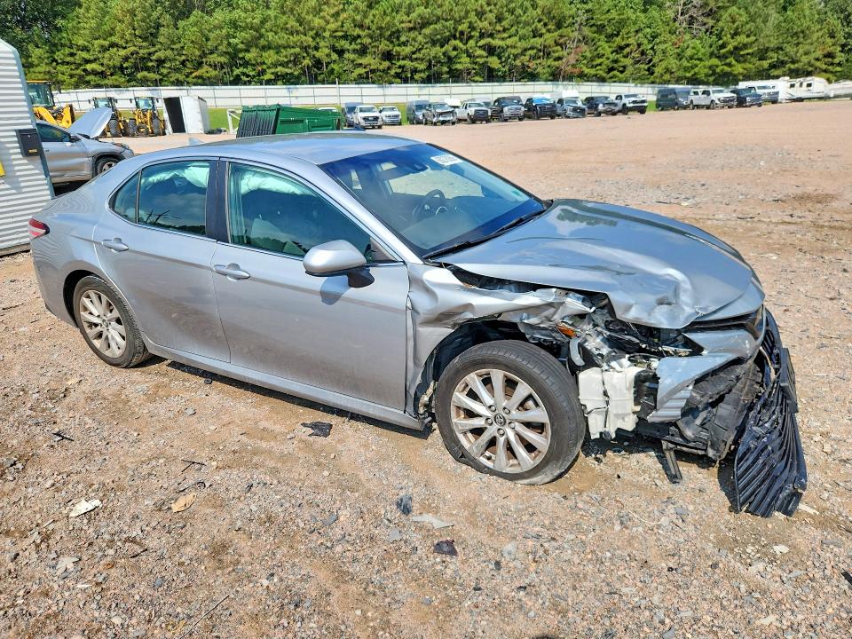 Продаж на аукціоні авто 2020 Toyota Camry, vin: 4T1C11AKXLU918802, номер лоту: 68278266