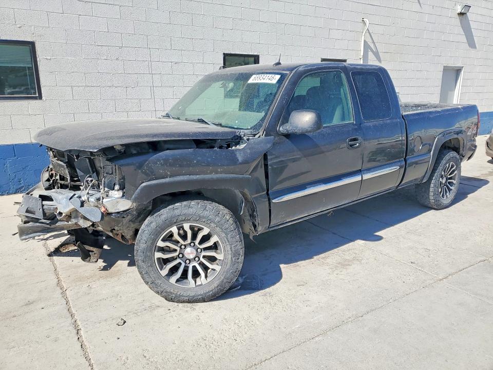 68934146 :رقم المزاد ، 2GTEK19B251296984 vin ، 2005 Gmc New Sierra مزاد بيع