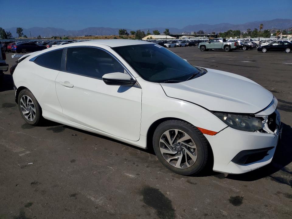 2016 Honda Civic მანქანა იყიდება აუქციონზე, vin: 2HGFC4B52GH304617, აუქციონის ნომერი: 68974996