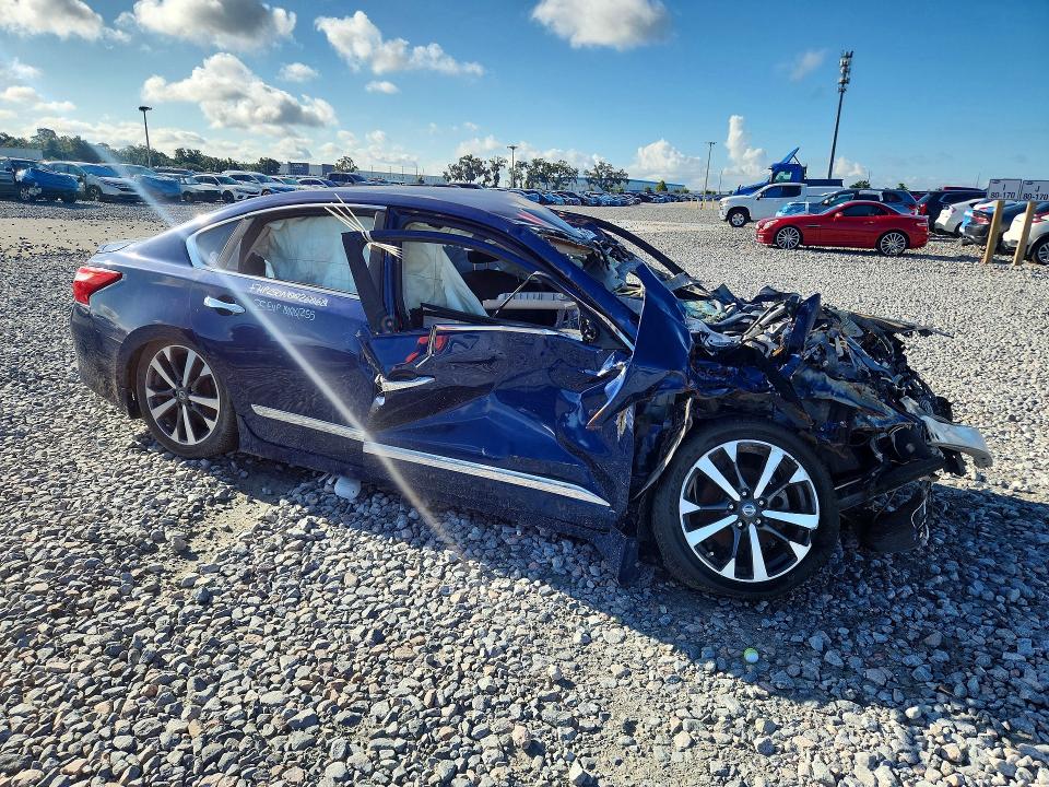 Продажа на аукционе авто 2016 Nissan Altima, vin: 1N4AL3APXGN381545, номер лота: 68835856