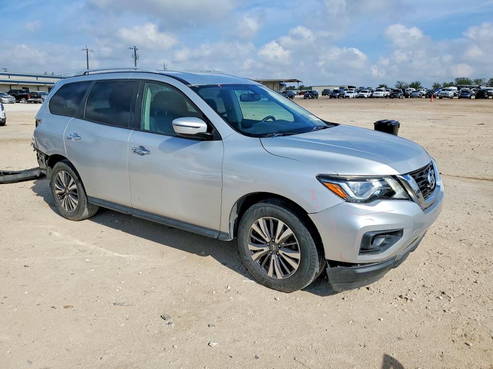 Продажа на аукционе авто 2017 Nissan Pathfinder, vin: 5N1DR2MN2HC681051, номер лота: 69296906