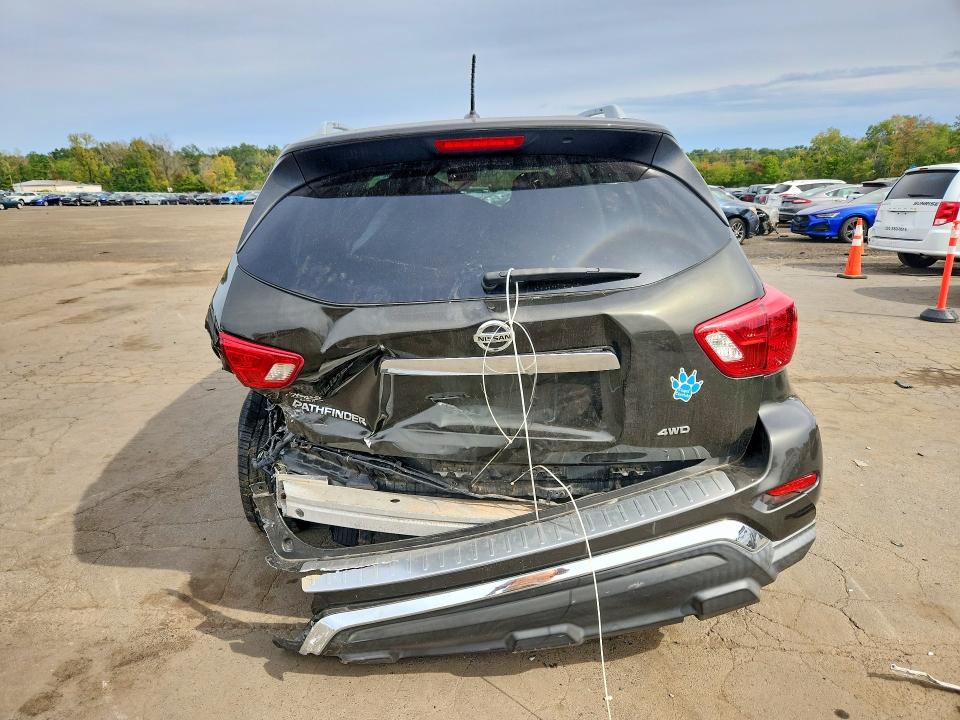 Продаж на аукціоні авто 2017 Nissan Pathfinder, vin: 5N1DR2MMXHC646197, номер лоту: 70138636