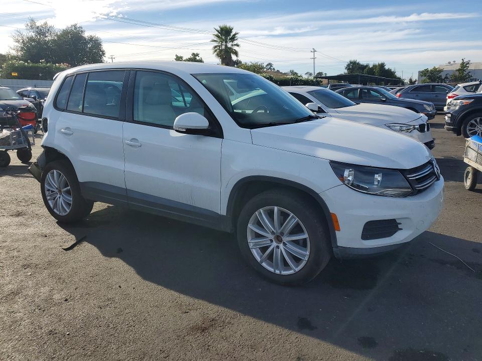 65235196 :رقم المزاد ، WVGAV3AX3EW603110 vin ، 2014 Volkswagen Tiguan مزاد بيع
