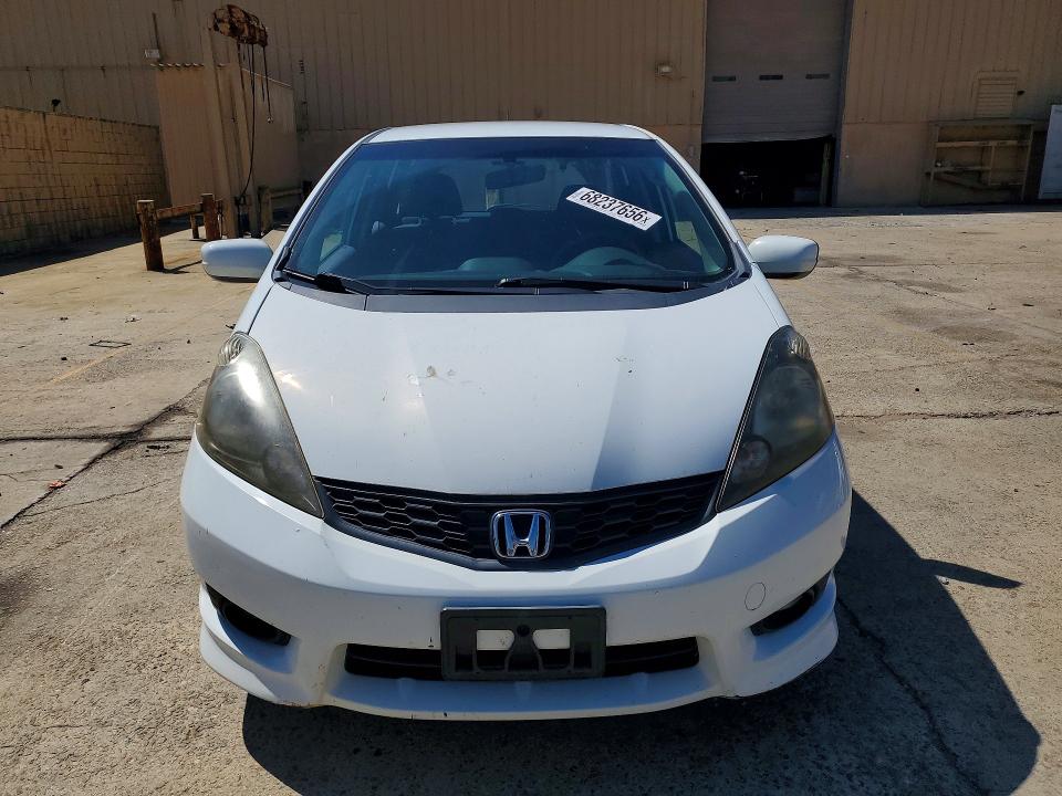 2013 Honda Fit მანქანა იყიდება აუქციონზე, vin: JHMGE8H54DC016350, აუქციონის ნომერი: 68237656