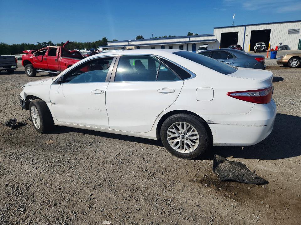 67735846 :رقم المزاد ، 4T1BF1FK7GU145900 vin ، 2016 Toyota Camry مزاد بيع