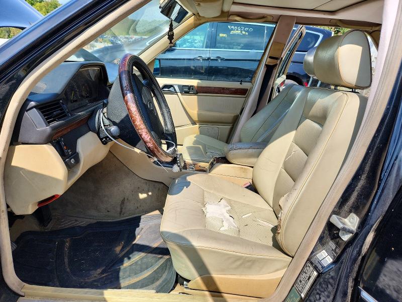 Продажа на аукционе авто 1992 Mercedes-benz 300, vin: WDBEA30E2NB577543, номер лота: 69936096