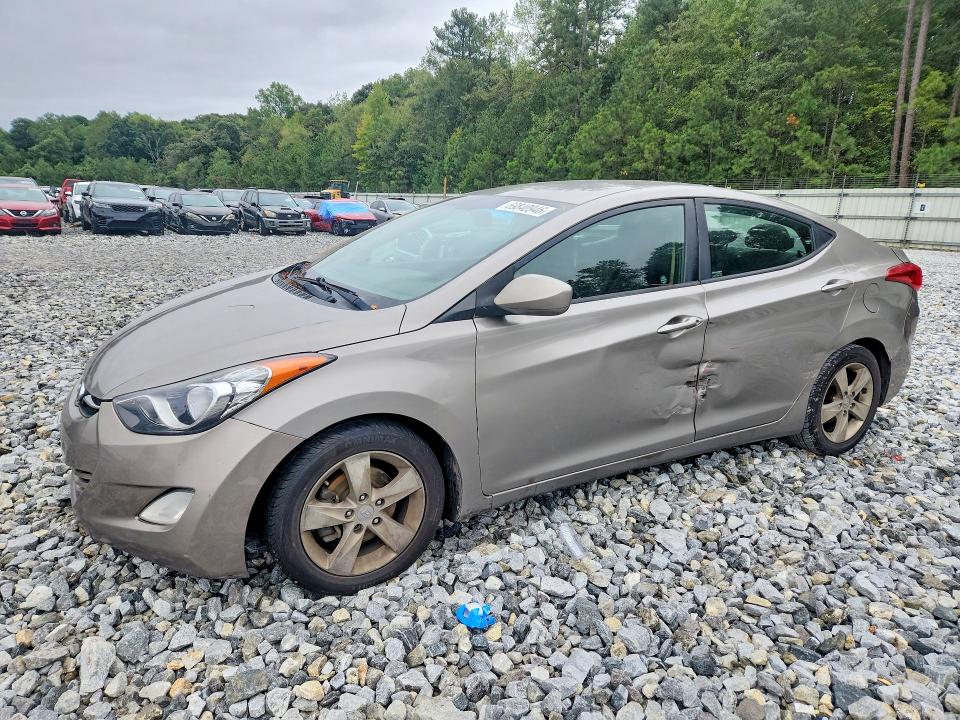 2013 Hyundai Elantra მანქანა იყიდება აუქციონზე, vin: 5NPDH4AE5DH242271, აუქციონის ნომერი: 69840946