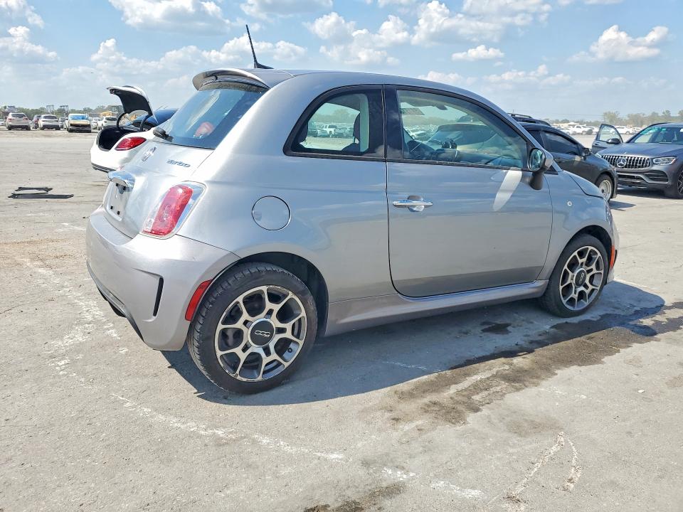 Auction sale of the 2018 Fiat 500, vin: 3C3CFFKH7JT335458        , lot number: 69151206