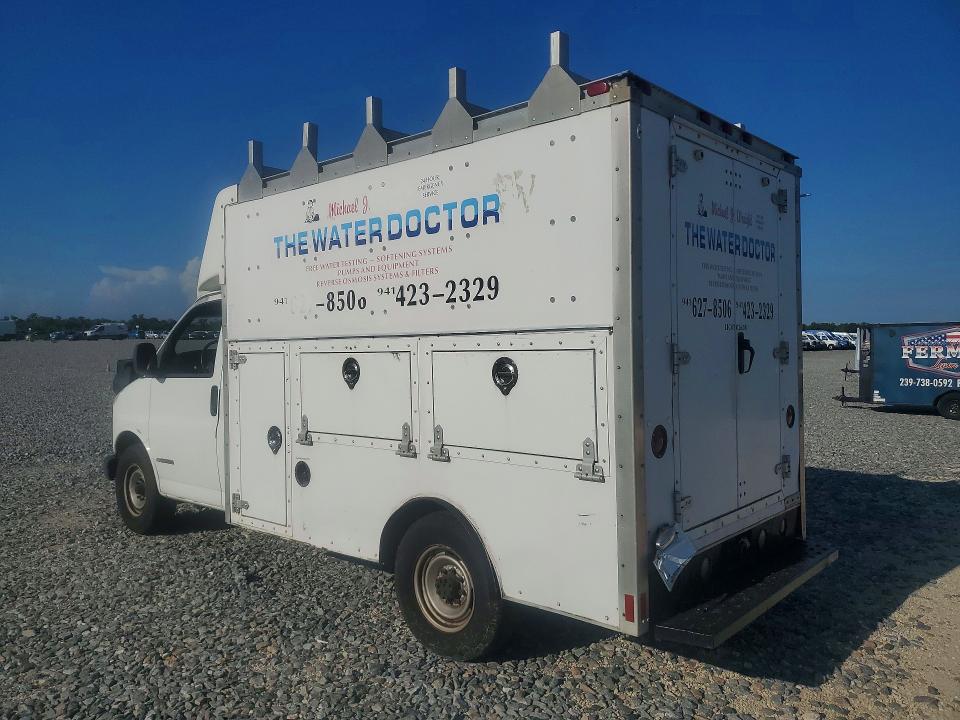 Auction sale of the 2002 Chevrolet Express G3500, vin: 1GBHG31R821203345, lot number: 68608136