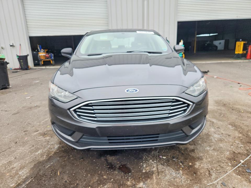 2018 Ford Fusion მანქანა იყიდება აუქციონზე, vin: 3FA6P0LU4JR141326, აუქციონის ნომერი: 70279646
