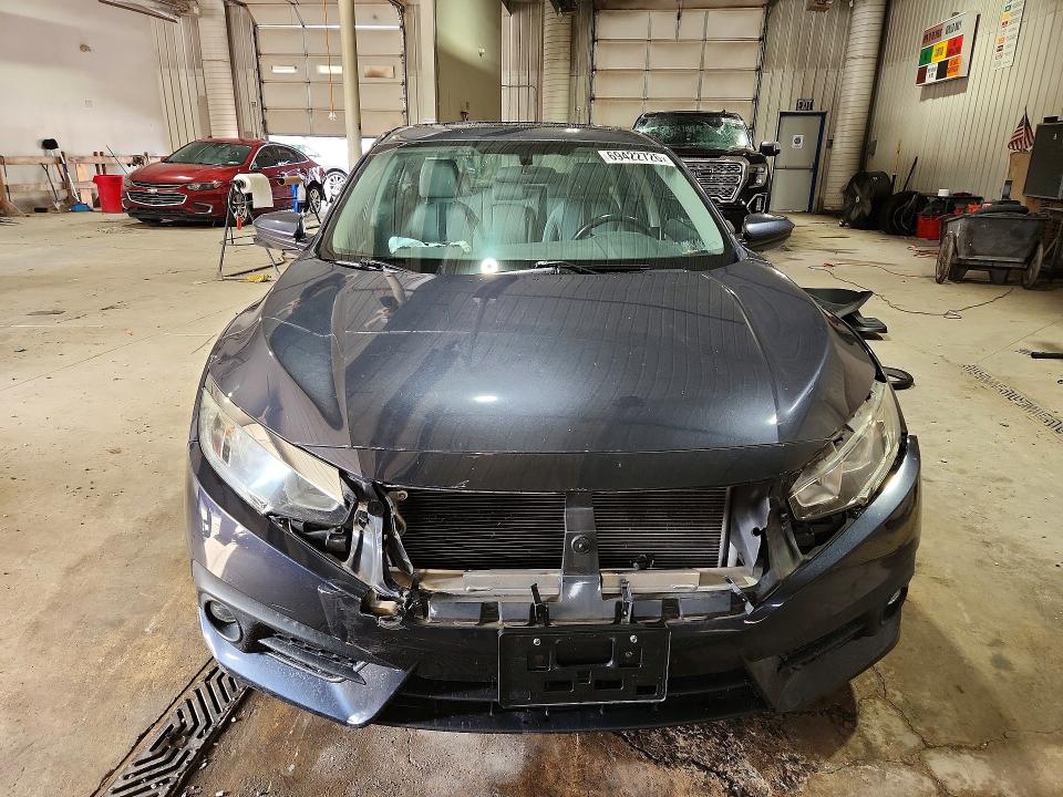 Продаж на аукціоні авто 2018 Honda Civic, vin: 2HGFC1F35JH640390, номер лоту: 69422726
