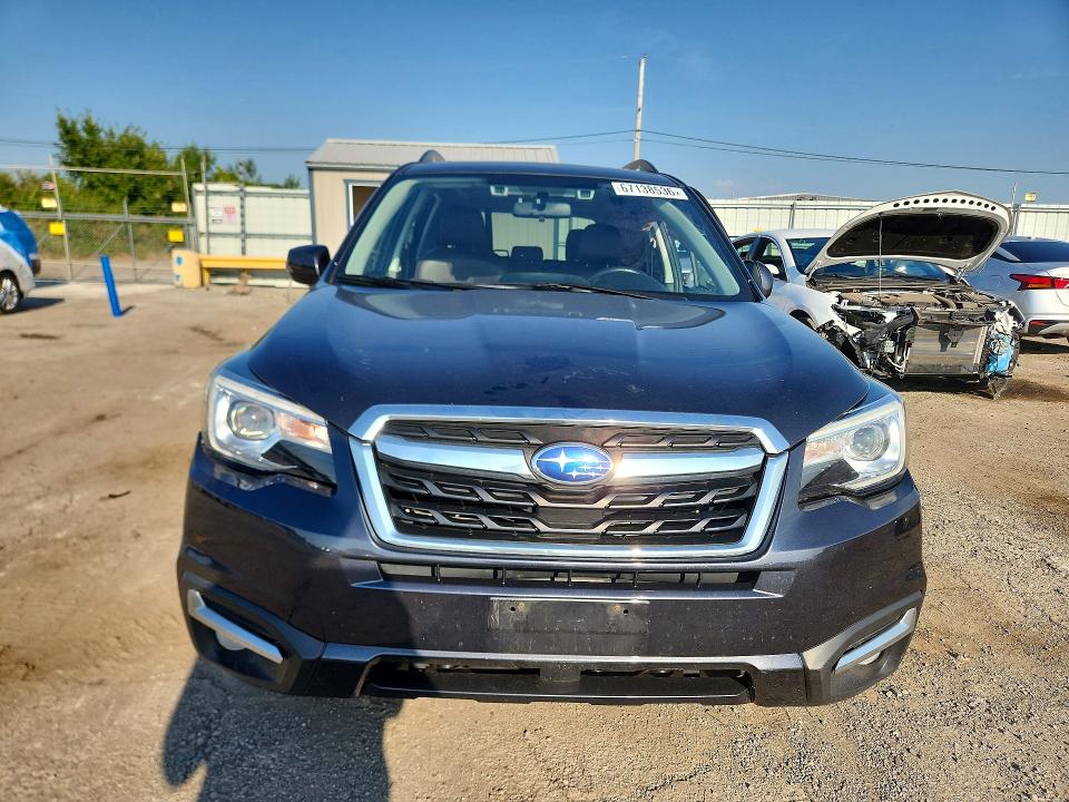 Продажа на аукционе авто 2017 Subaru Forester, vin: JF2SJAWC1HH588633, номер лота: 67138536